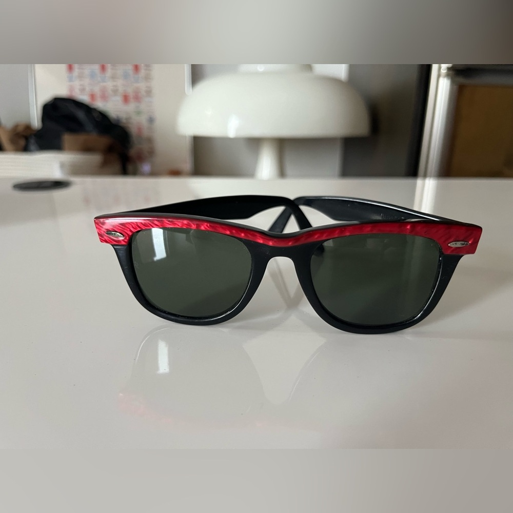 Rare 1980’s auth PUNK vintage Wayfarer Red Mother of Pearl and Black Sunglasses